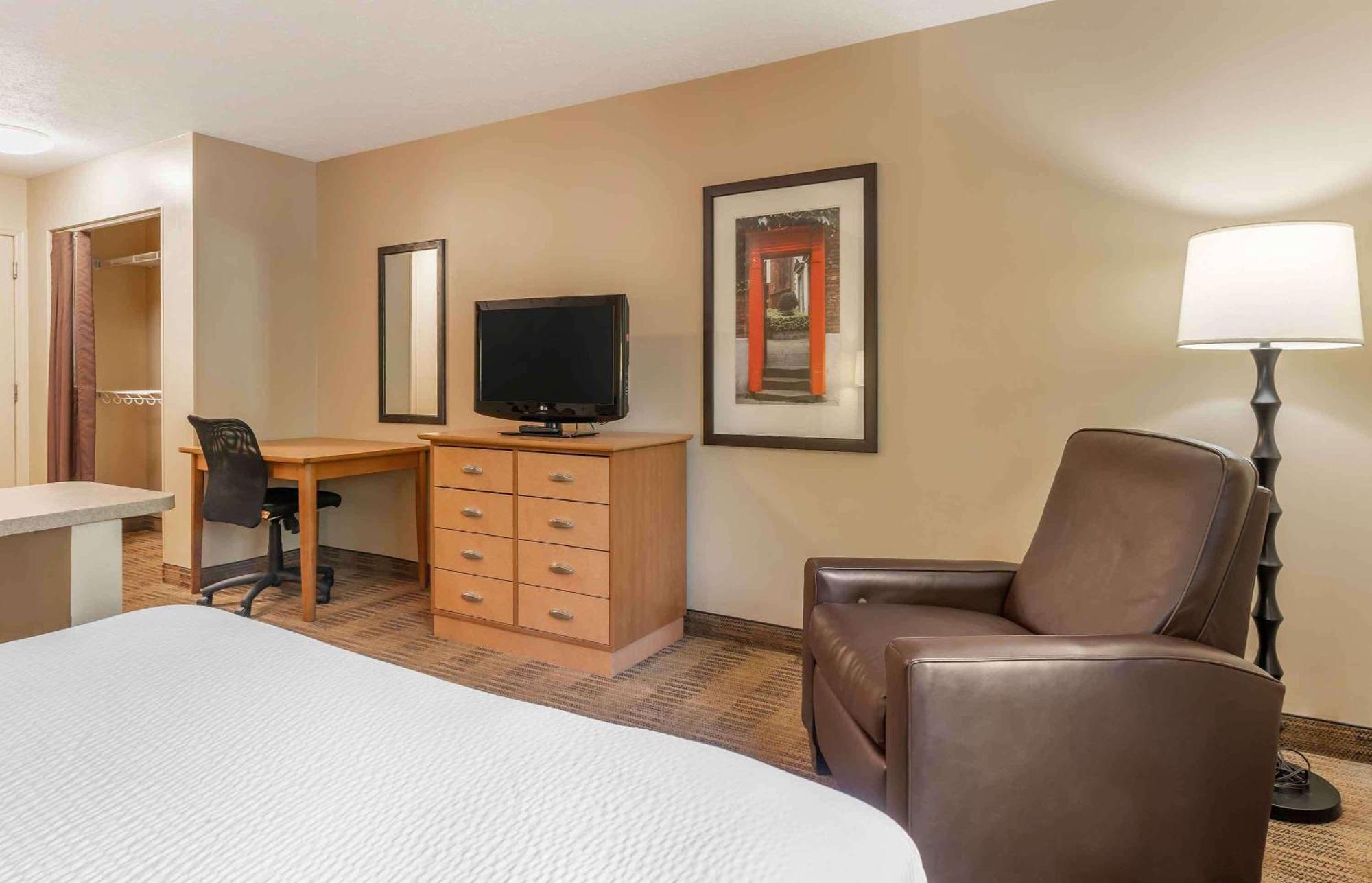 Extended Stay America Select Suites - St Louis - Westport - Craig Road Maryland Heights Ngoại thất bức ảnh